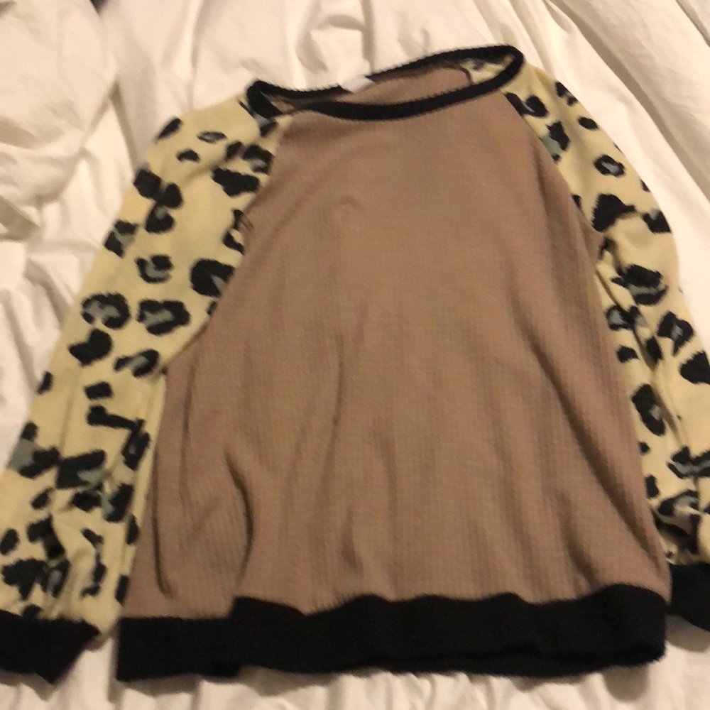 Color block sweatshirt